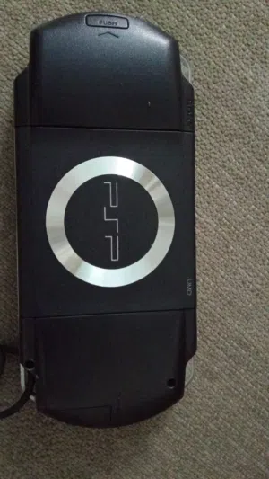للبيع psp1000