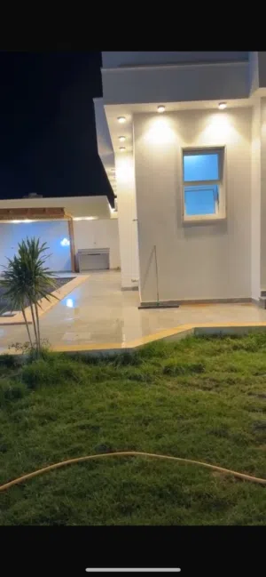 2 Bedrooms Farms for Sale in Tripoli Al-Baesh