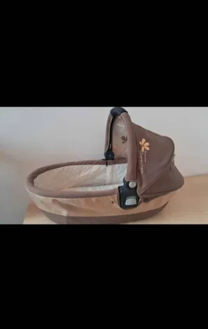 اسِرة اطفال للبيع متحرك