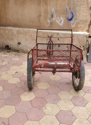 عربية شحن قوية جداً - كفرات نظيفة وجاهزة للشغل