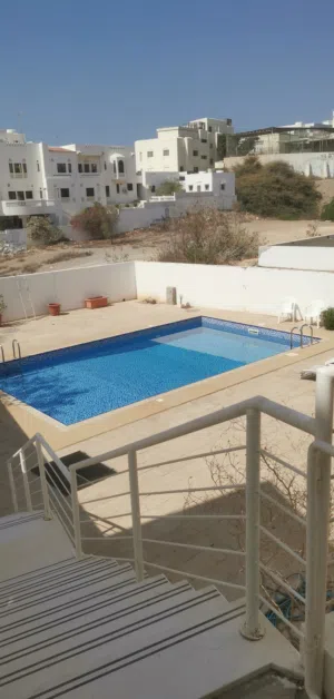 3bhk villa in Qurum for rent (compound)