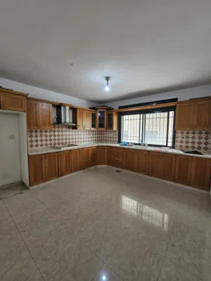 155 m2 3 Bedrooms Apartments for Rent in Ramallah and Al-Bireh Al Quds