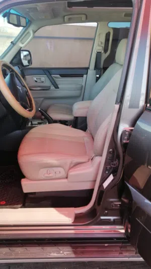 Used Mitsubishi Pajero in Aqaba