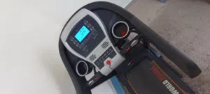 فرصة كبيرة جهاز ركض WORLD FITNESS للبيع