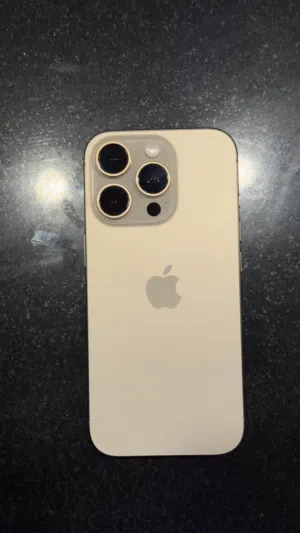 Apple iPhone 16 Pro 128 GB in Amman