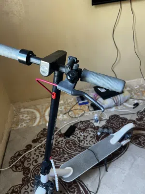 سكوترين للبيع 35 او للبدل بـ دراجه 60cc