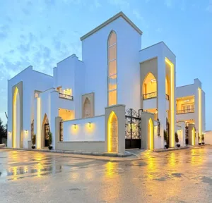 420 m2 5 Bedrooms Villa for Sale in Tripoli Ain Zara