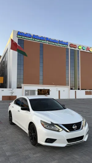 نيسان التيما sr 2017