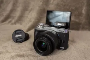 كاميرا كانون canon m6