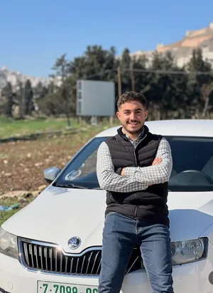 الاسم-سعيد-موديل-2004-بسعر-الحرقققق-بعد-ال11-محدا-يرن