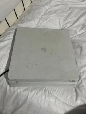 PlayStation 4 with no controllers