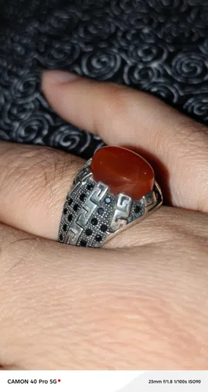 عقيق يماني أحمر رماني