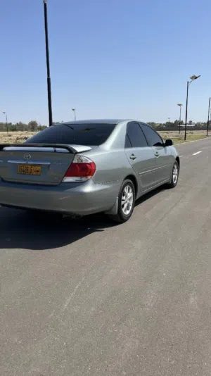 كامري 2005 ورد