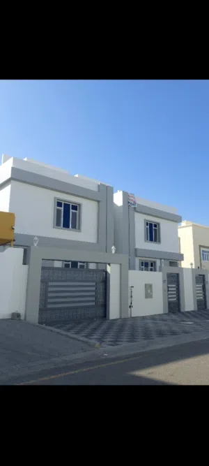 320 m2 5 Bedrooms Villa for Sale in Muscat Amerat