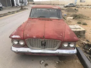 للبيع: كرايسلر فاليانت 1961 (نوادر الكلاسيك) – شامل شحن من ليبيا