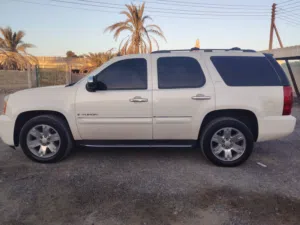 Used GMC Yukon in Al Batinah