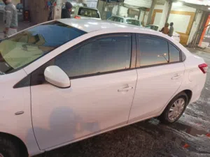 Toyota Yaris 2014 . Excellent condition. Urgent sale only in 720 kwds