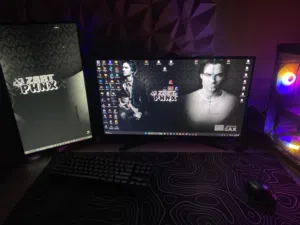 للبيع سيت اب كامل مع شاشتين و ستاند شاشه
