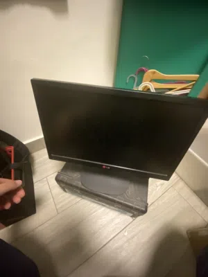 LG 19M35A-B