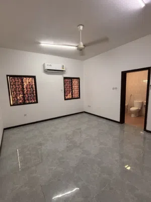 90 m2 2 Bedrooms Apartments for Rent in Muscat Qurm