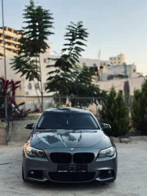 بي إم دبليو 520 i