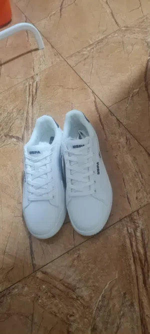 COSMO GLB 6FX – White Sneakers ( MEMORY FOAM ) Super comfortable only 30 OMR