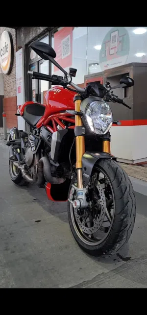 ducati monster 1200s