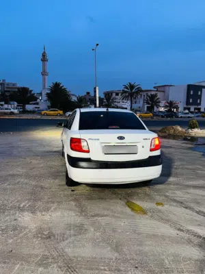 Used Kia Pride in Tripoli
