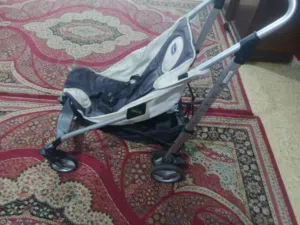 عربات اطفال لشارع