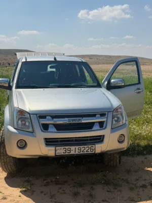 Used Isuzu D-Max in Zarqa