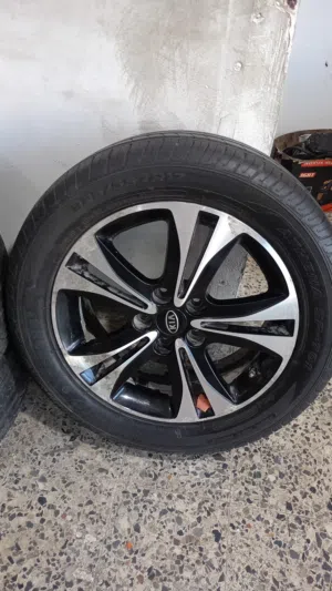 ديسكوات17 بالاطارات للبيع