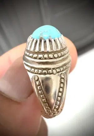 خاتم انيق فيروزي