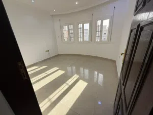 150 m2 3 Bedrooms Apartments for Rent in Farwaniya Abdullah Al-Mubarak