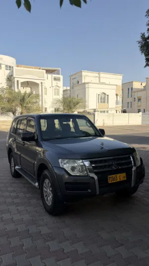 Mitsubishi Pajero 2015