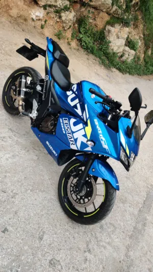 دراجة سوزوكي جكسر 250cc