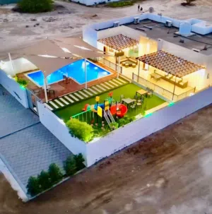2 Bedrooms Chalet for Rent in Al Batinah Barka