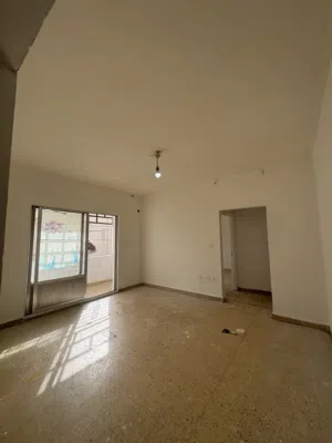 130 m2 3 Bedrooms Apartments for Rent in Zarqa Iskan Al Batrawi