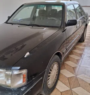 كراون للبيع