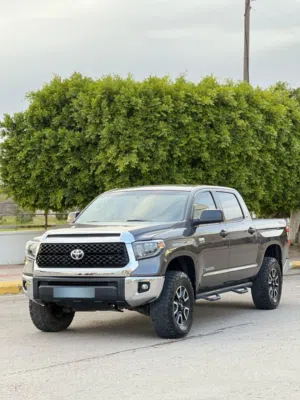 Used Toyota Tundra in Tripoli