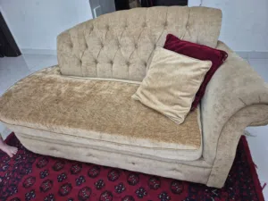 طقم كنب 3 2 2 مستعمل بحالة جيدة