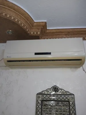 مكيف مستعمل ماركة تشيكو عادي مش انفيرتر