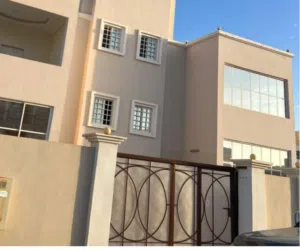 300 m2 3 Bedrooms Apartments for Rent in Dhofar Salala