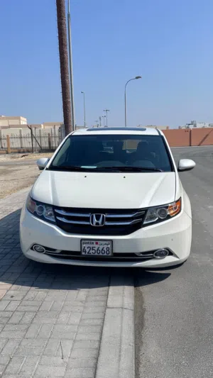 هوندا اويسي