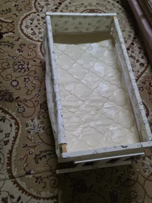سرير اطفال حديثي الولاده