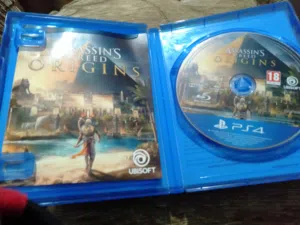 سي دي  ASSASSIN'S CREED السيدي بحالة ممتازة