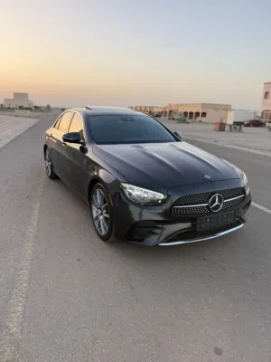 البيع ففط مرسيدس E350 نضيفه جدآ شبه جديده بدون اي ملاحضات او اعطال