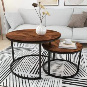 طقم الطاولات المتداخلة لون بني.صميم أنيق من خشب الجوز تصميم دائري معاصر، يعزز جماليات غرفة المعيشة ب