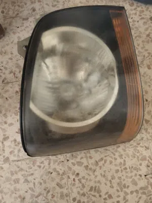 ضوء كيا بنجو يمين مستعمل بحاله جيده