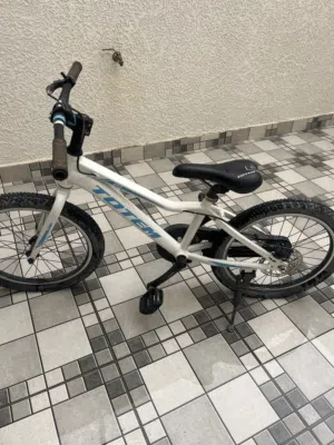 Used bike good and nice for 7-8 years old