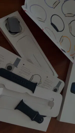 Apple Watch SE 3 used 1 week ( international ) 40 mm